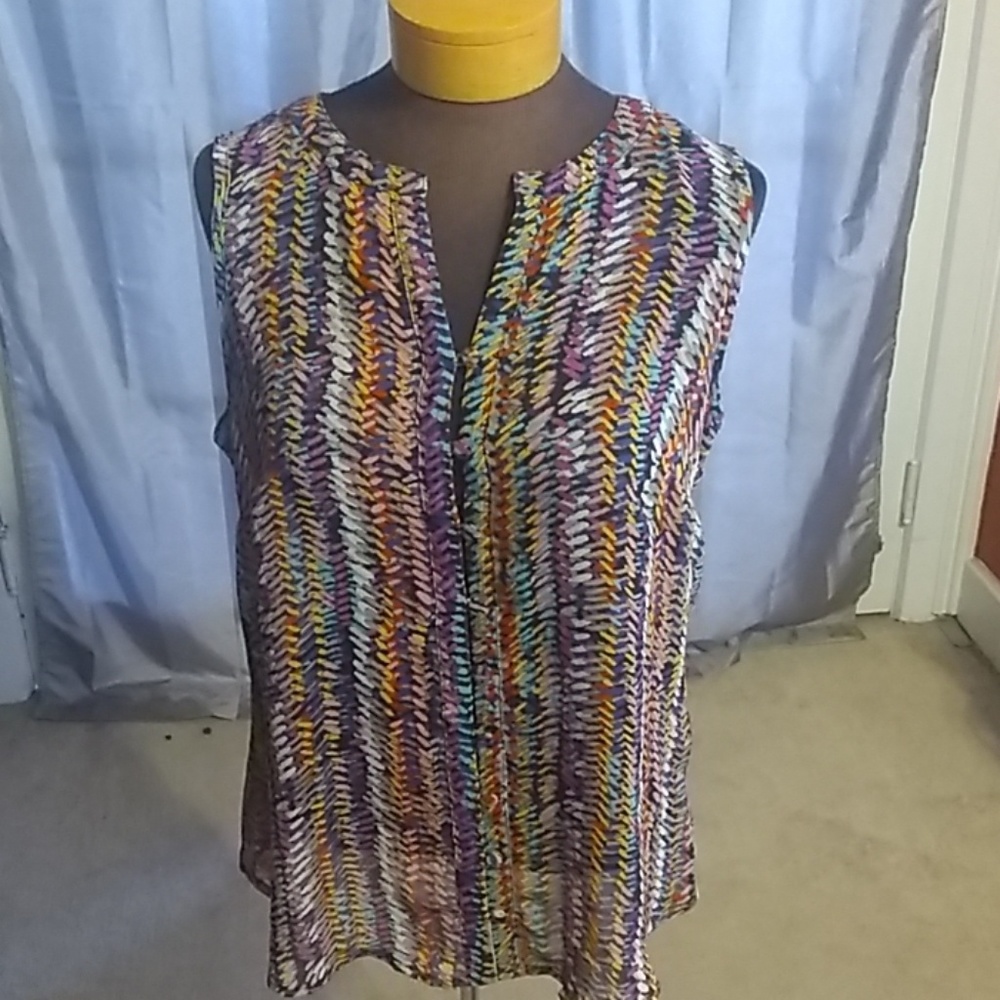 100 percent polyesyer tank.